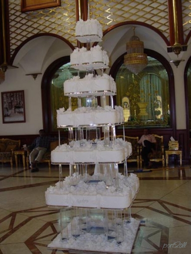 Огромные свадебные торты. Свадебный торт.