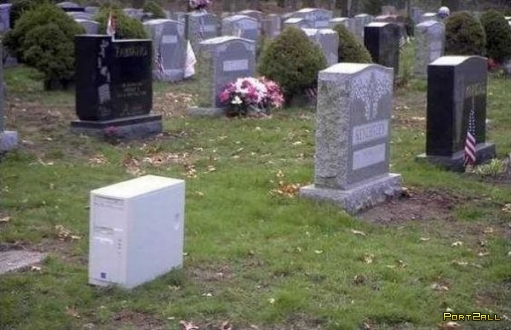 Необычные надгробия. Странные надгробия.